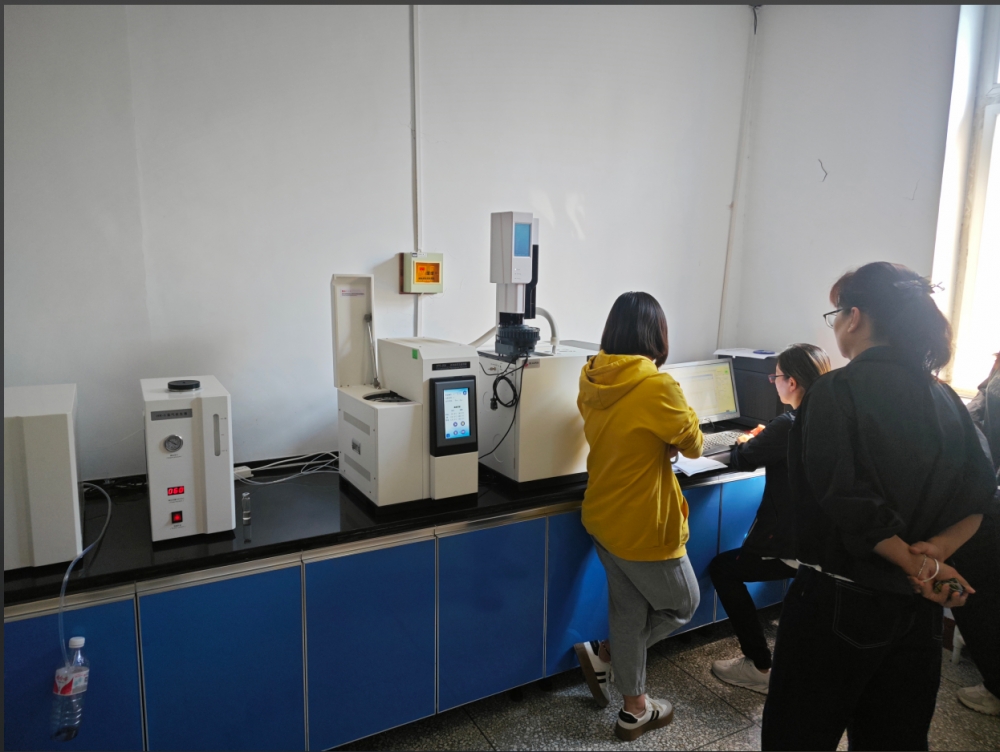 奧普斯氣相色譜儀走進某企業(yè)實驗室，助力企業(yè)檢測工作