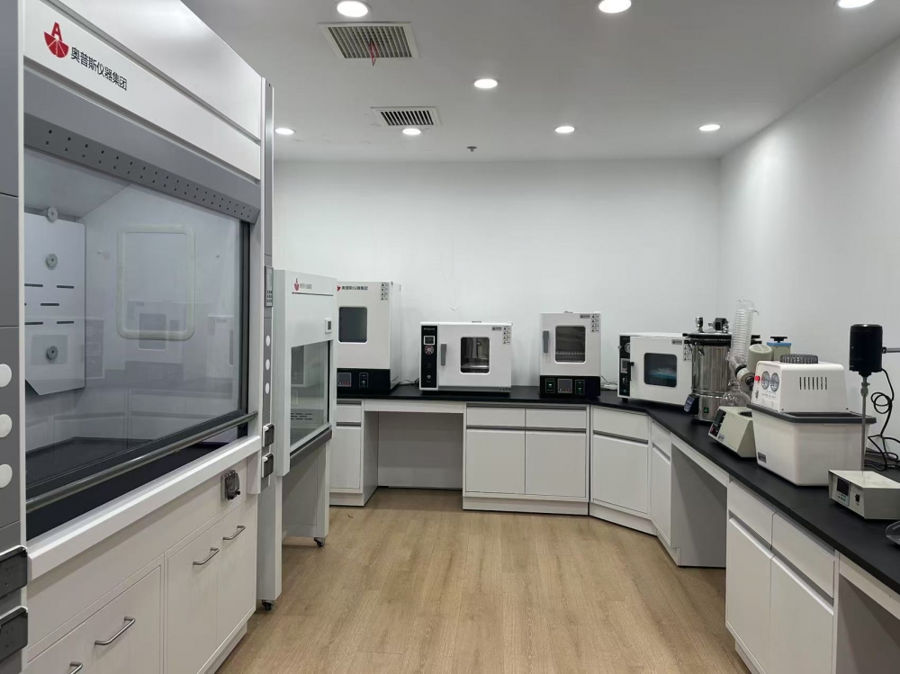 化藥生產(chǎn)企業(yè)實(shí)驗(yàn)室都需要哪些儀器設(shè)備？